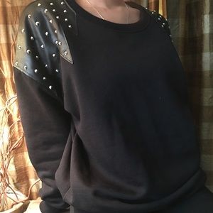 Forever 21 Crew Neck